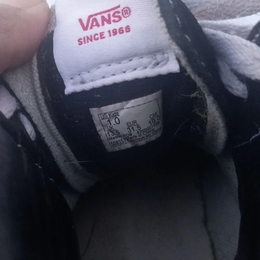 Vans SK8-HI Shoes Black & White Kids Size 1